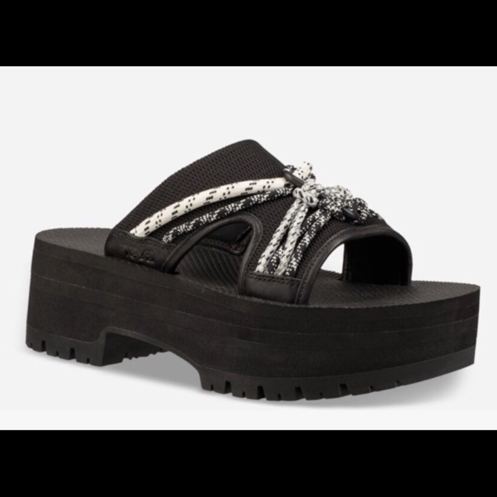 Platform sandals